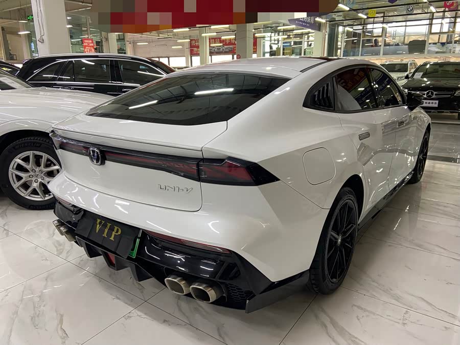 Changan UNI-V iDD 2023 car image #6