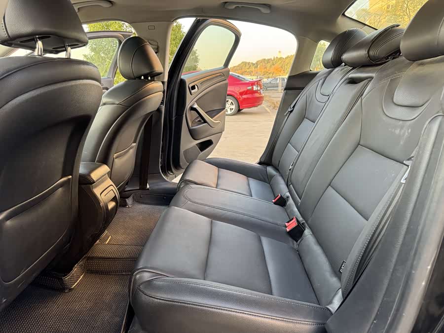 雪铁龙 雪铁龙C5 2013 汽车图片 #6