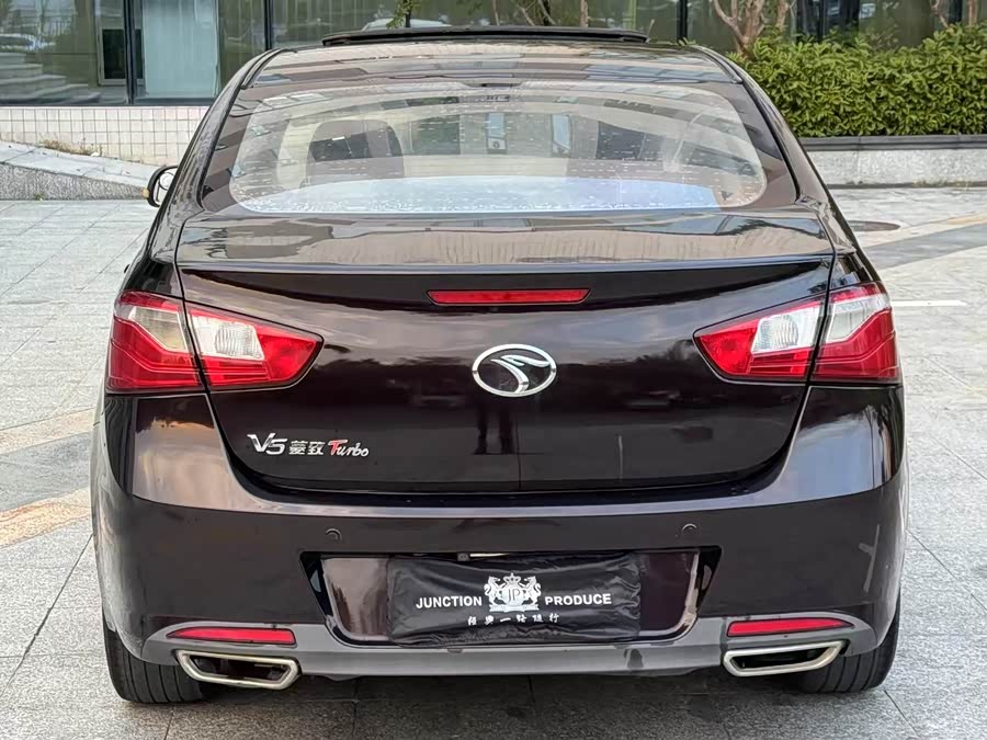 Soueast V5 Lingzhi 2014 car image #6