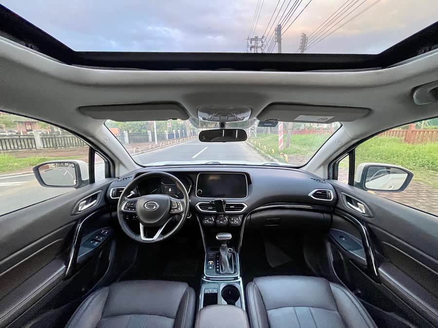 GAC Trumpchi GS4 2018 #6 GAC Trumpchi GS4 2018 car image #6