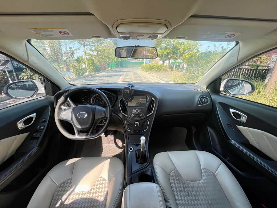 GAC Trumpchi GA3S 2015 car image #6