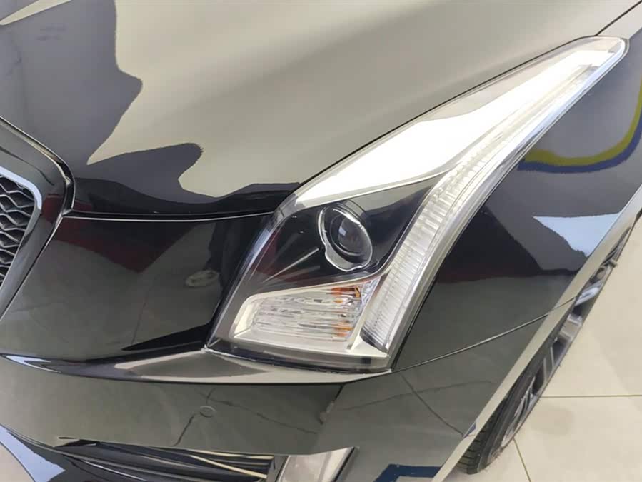 2018 car image #6