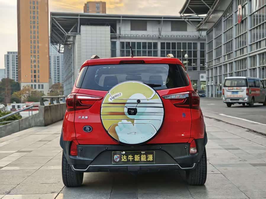 BYD Yuan New Energy 2018 car image #6