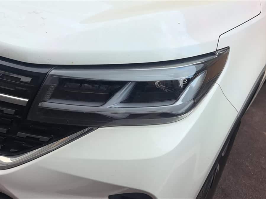 Forthing T5 2022 صورة سيارة #6