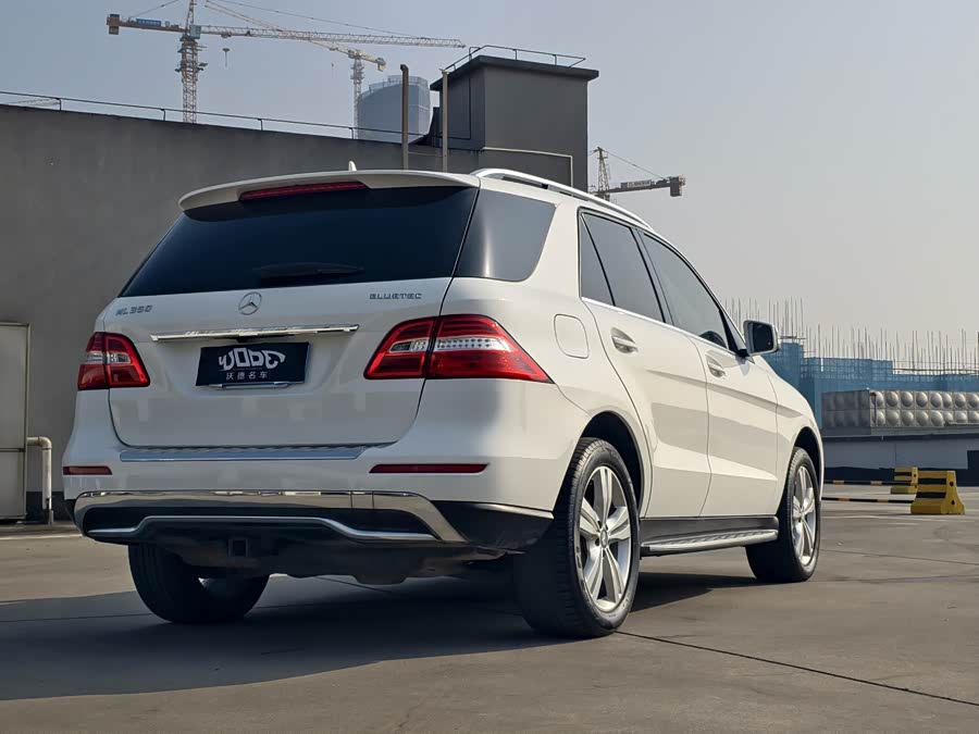 Mercedes-Benz M Class 2015 صورة سيارة #6