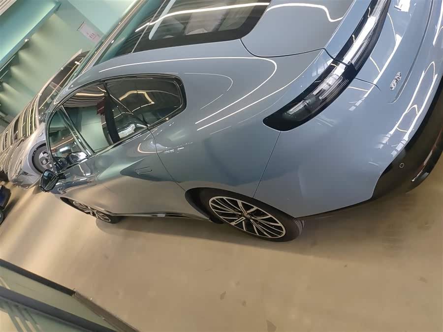 零跑汽车 零跑B01 2025 汽车图片 #6