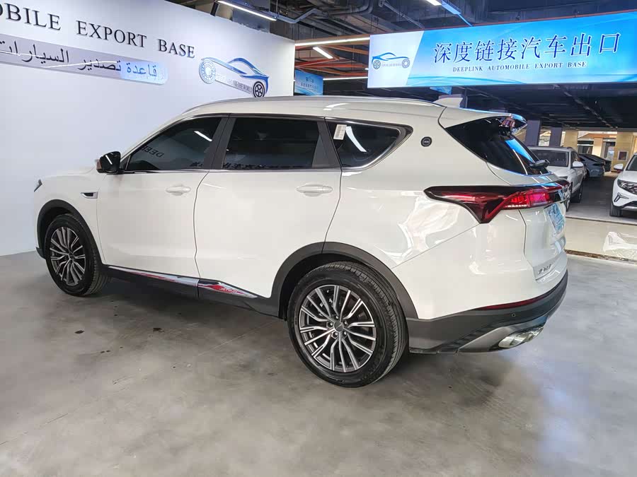 Jetour X70 PLUS 2024 #6 Jetour X70 PLUS 2024 car image #6