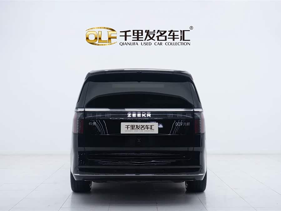 极氪 极氪009 2024 汽车图片 #6