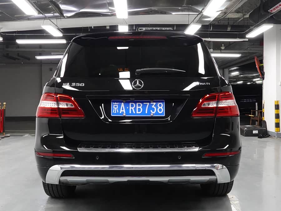 Mercedes-Benz M Class 2012 car image #6