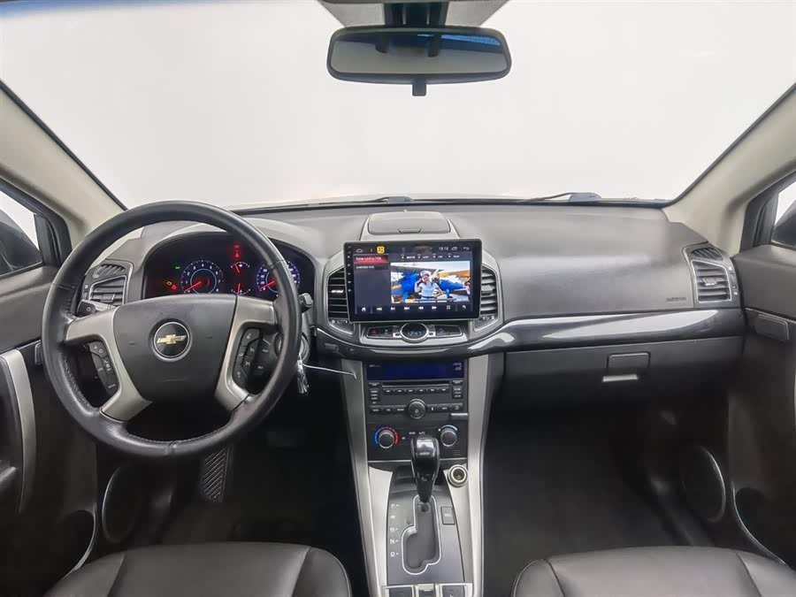 Chevrolet Captiva 2012 car image #6