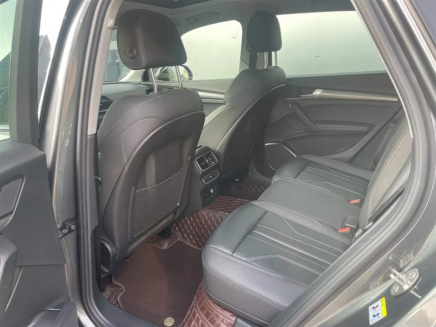 Audi Q5L 2022 car image #6