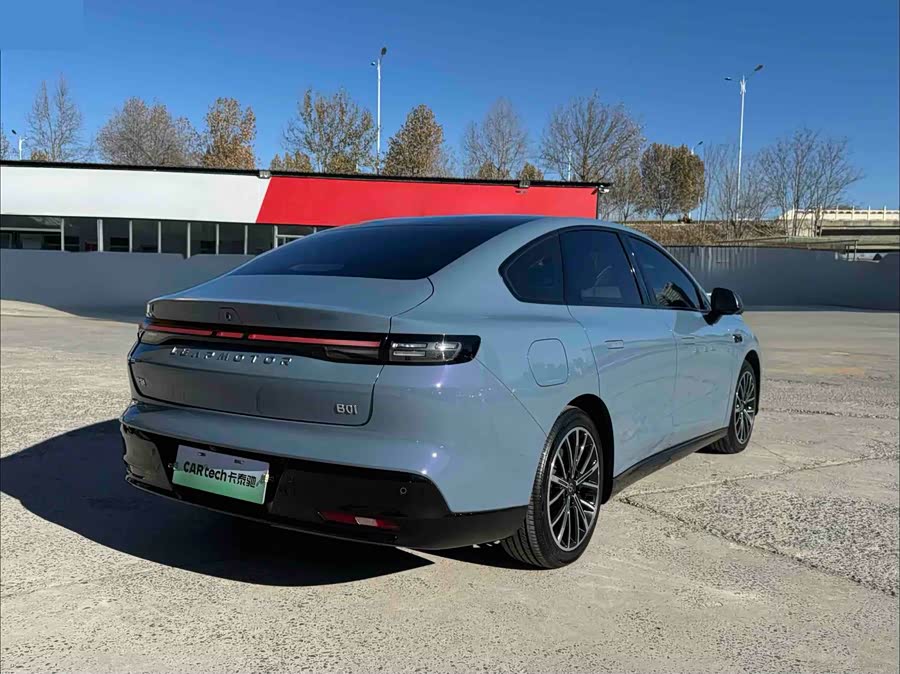 零跑汽车 零跑B01 2025 汽车图片 #6