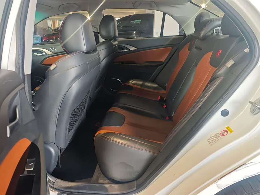 BYD Qin New Energy 2015 #6 BYD Qin New Energy 2015 car image #6