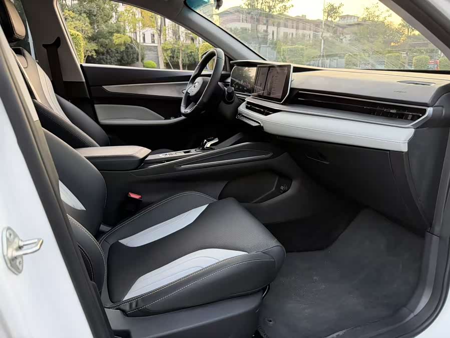 GEELY 2023 #6 GEELY 2023 immagine di auto #6