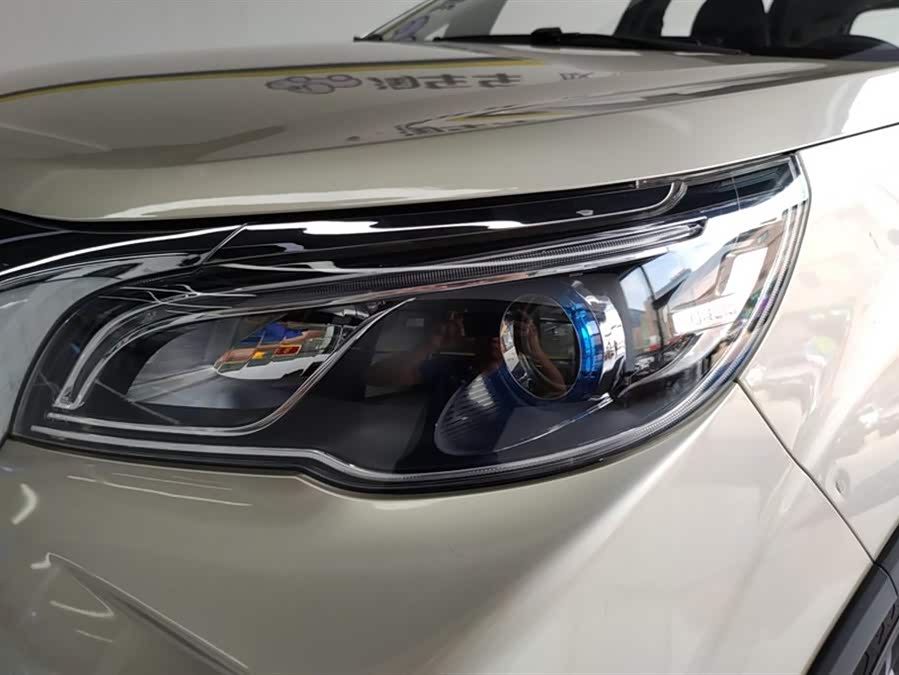 GEELY Vision X3 2022 car image #6