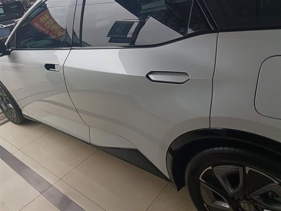 Toyota bZ3 2024 immagine di auto #6