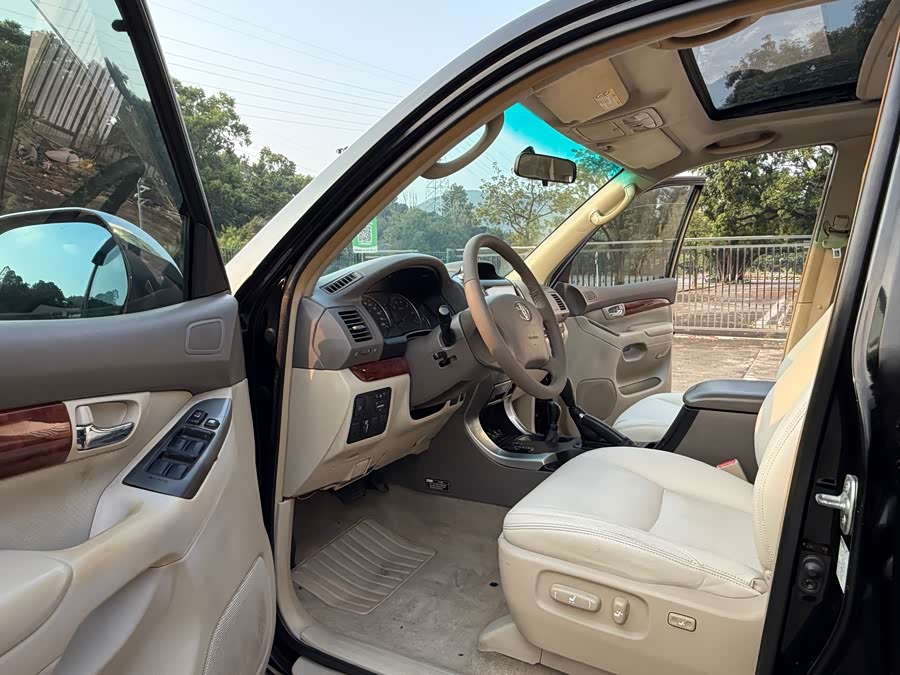 Toyota Prado (Imported) 2005 car image #6