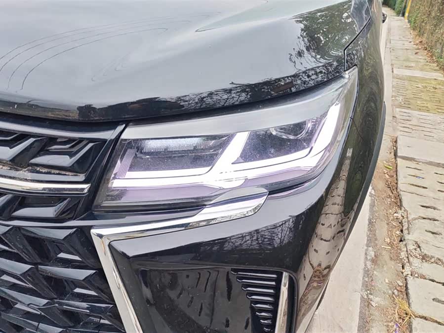 Forthing T5 2023 imagen de coche #6