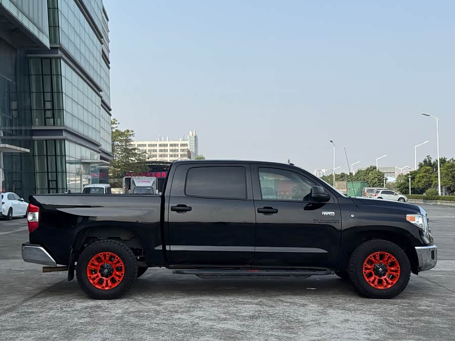 Toyota Tundra 2017 immagine di auto #6