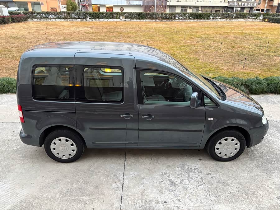 Volkswagen Caddy 2007 immagine di auto #6