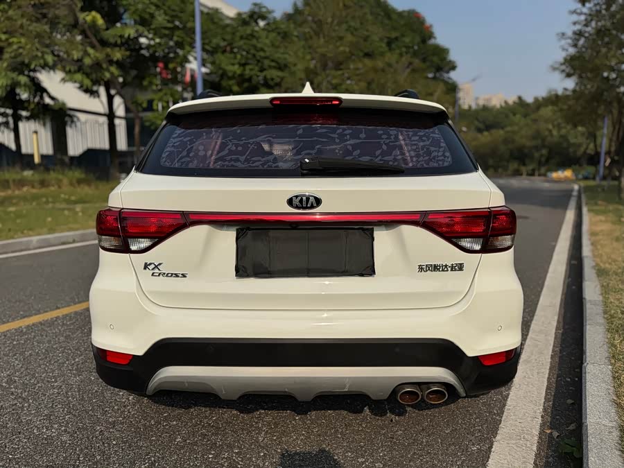 Kia Rio Cross 2017 صورة سيارة #6