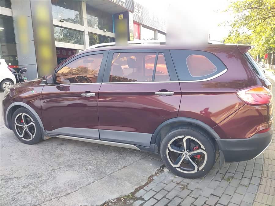 SWM X7 2017 صورة سيارة #6