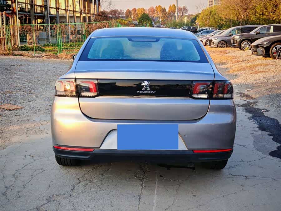 Peugeot 308 2016 #6 Peugeot 308 2016 car image #6