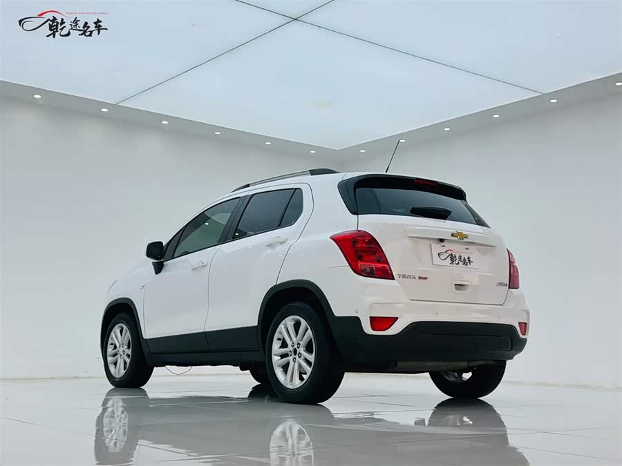 Chevrolet Tracker 2017 #6 Chevrolet Tracker 2017 car image #6