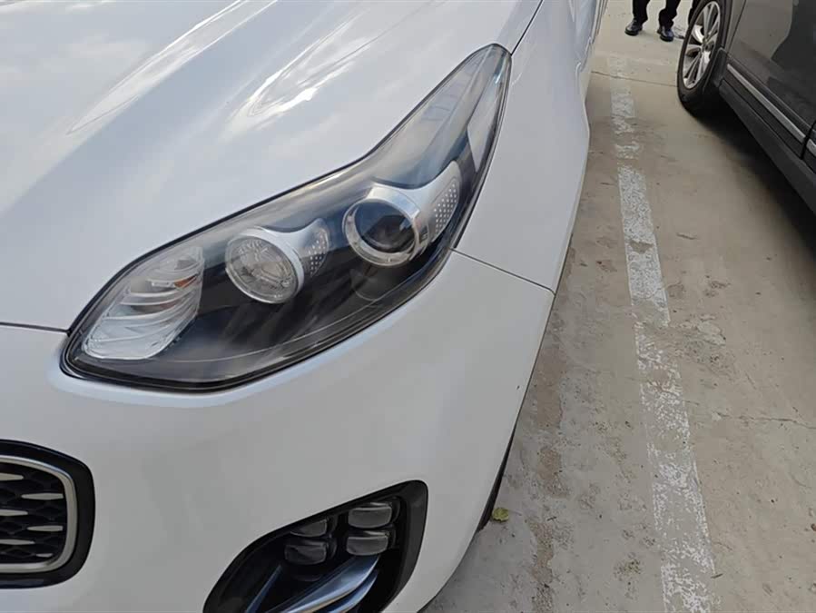 Kia KX5 2016 car image #6