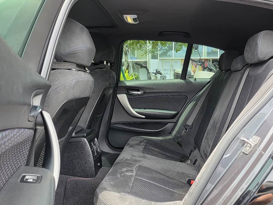 BMW 1 Series (Imported) 2018 car image #6