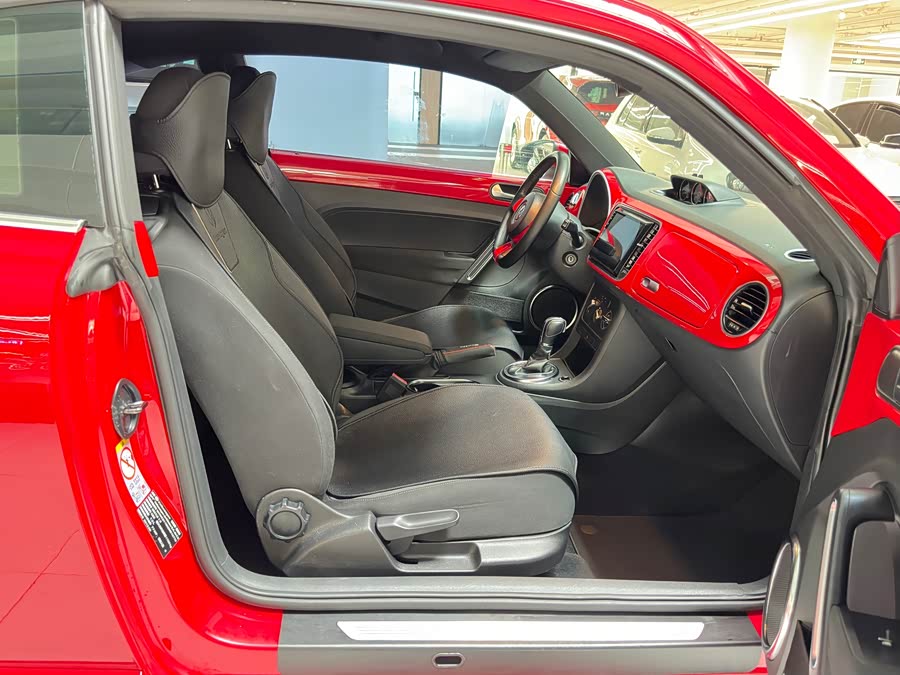 Volkswagen Beetle 2013 immagine di auto #6