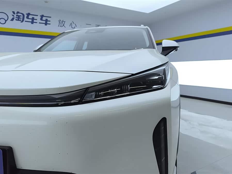 Roewe D5X DMH 2024 image de voiture #6