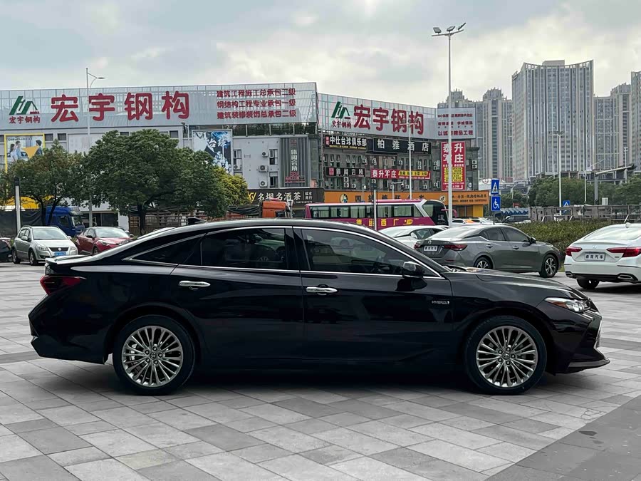 Toyota Avalon 2020 car image #6