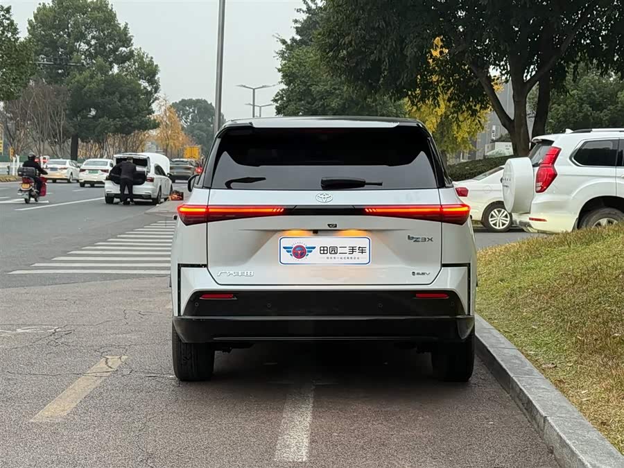 丰田 铂智3X 2025 汽车图片 #6