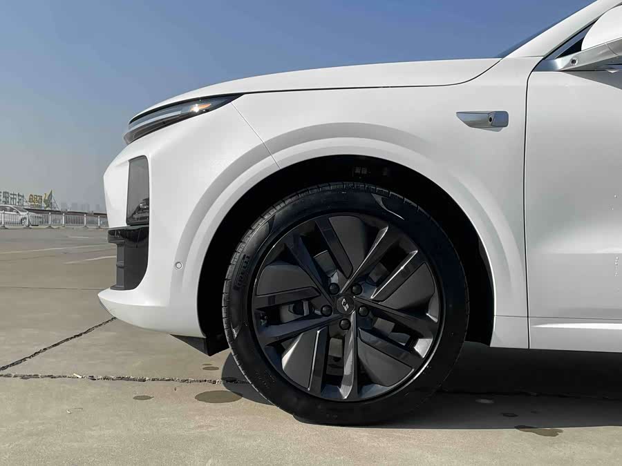 Li L6 2024 صورة سيارة #6