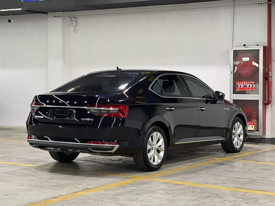 Skoda Superb 2021 #6 Skoda Superb 2021 car image #6