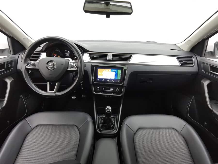 Skoda Rapid 2021 car image #6