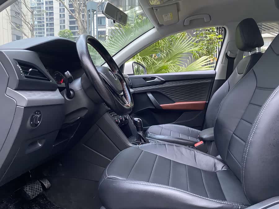 Volkswagen Tharu 2018 immagine di auto #6