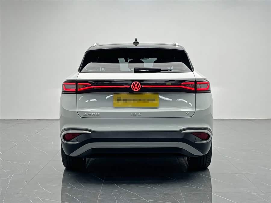 Volkswagen ID.4 X 2024 immagine di auto #6