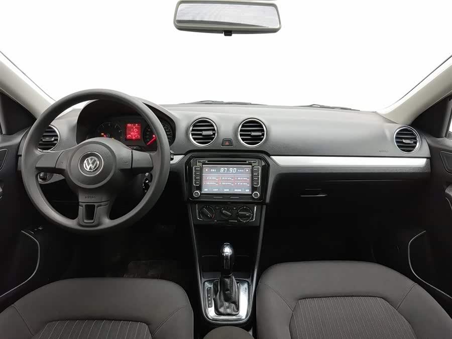 Volkswagen Jetta 2015 immagine di auto #6