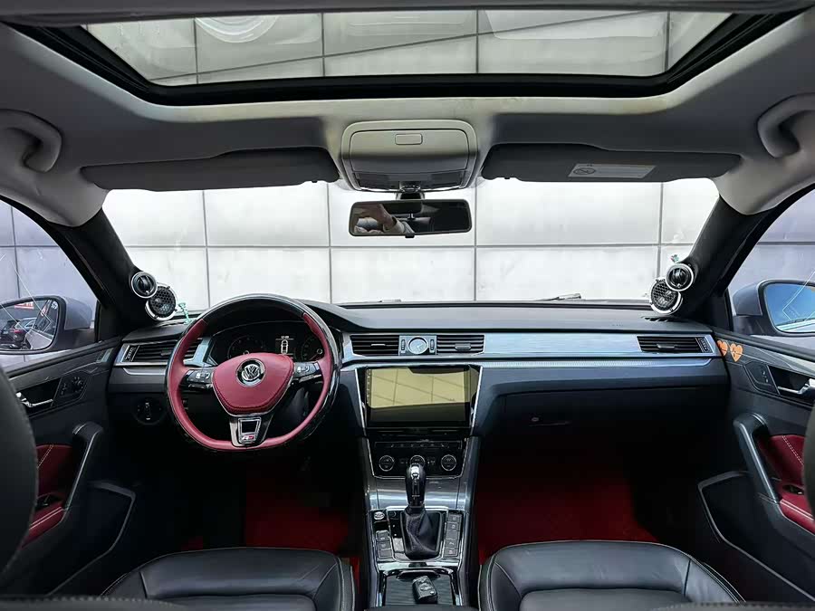 Volkswagen Passat 2017 car image #6