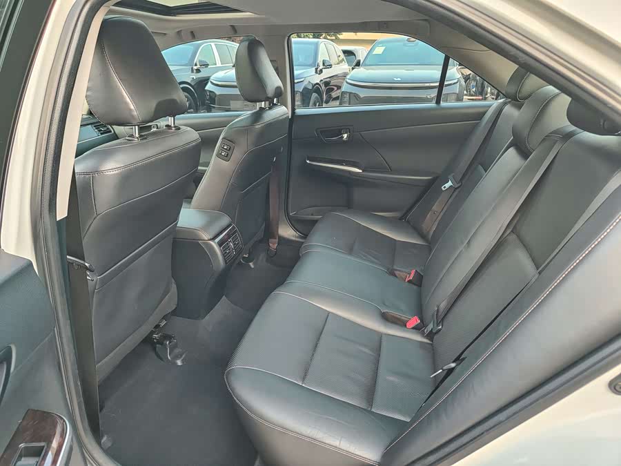 Toyota Camry 2017 car image #6