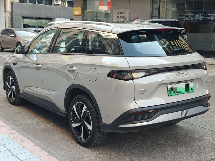 BYD Sea Lion 05 DM-i 2025 car image #6