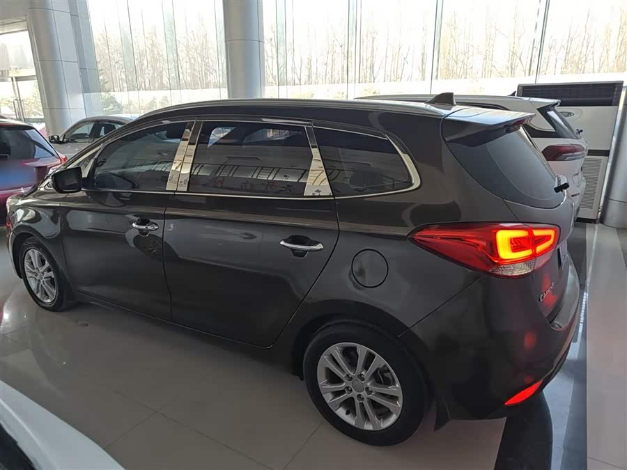 起亚 佳乐 2016 汽车图片 #6