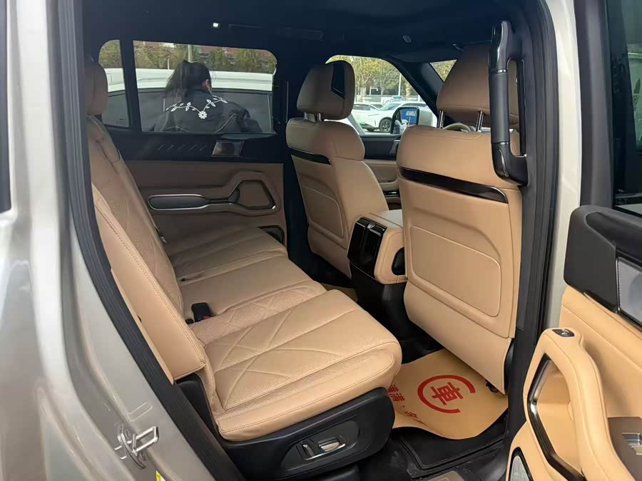 FangChengBao Leopard 8 2024 car image #6