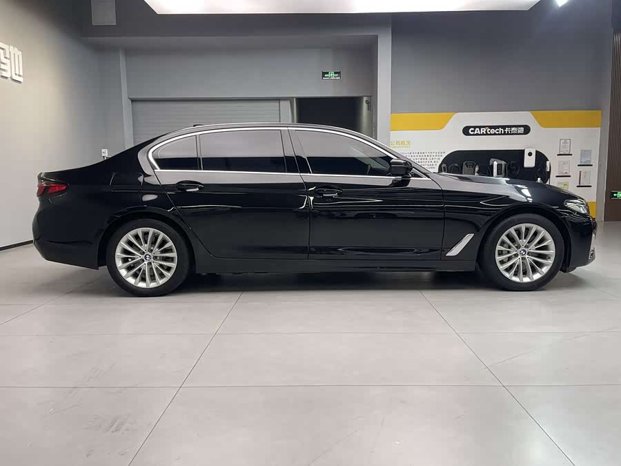 BMW 5 Series New Energy 2021 car image #6