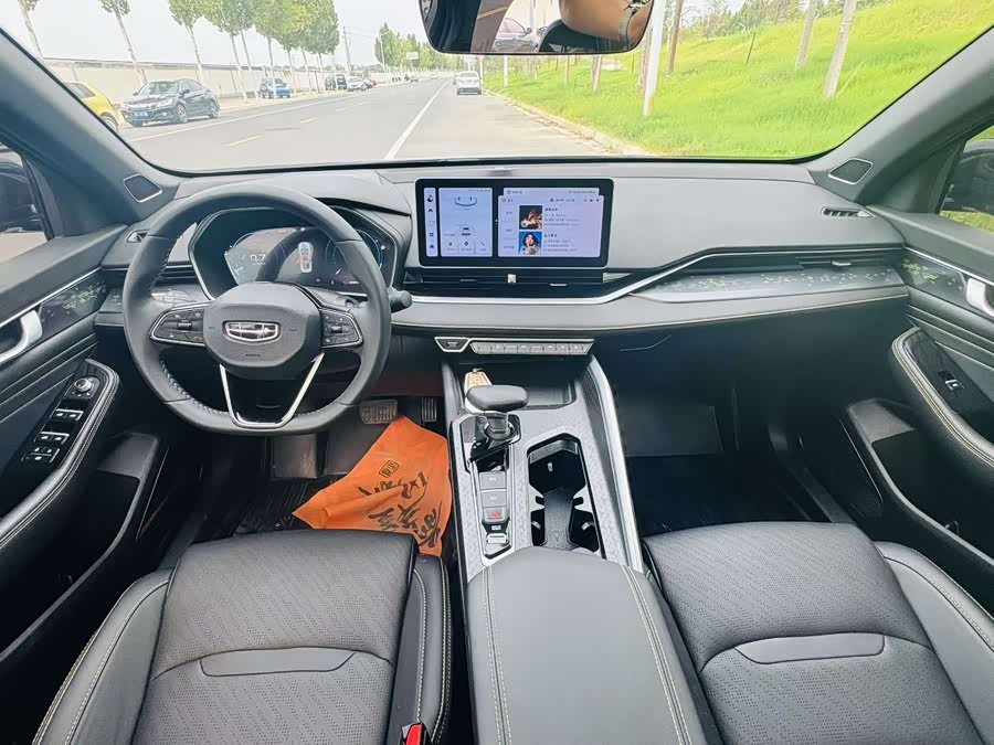 GEELY Preface 2024 #6 GEELY Preface 2024 car image #6