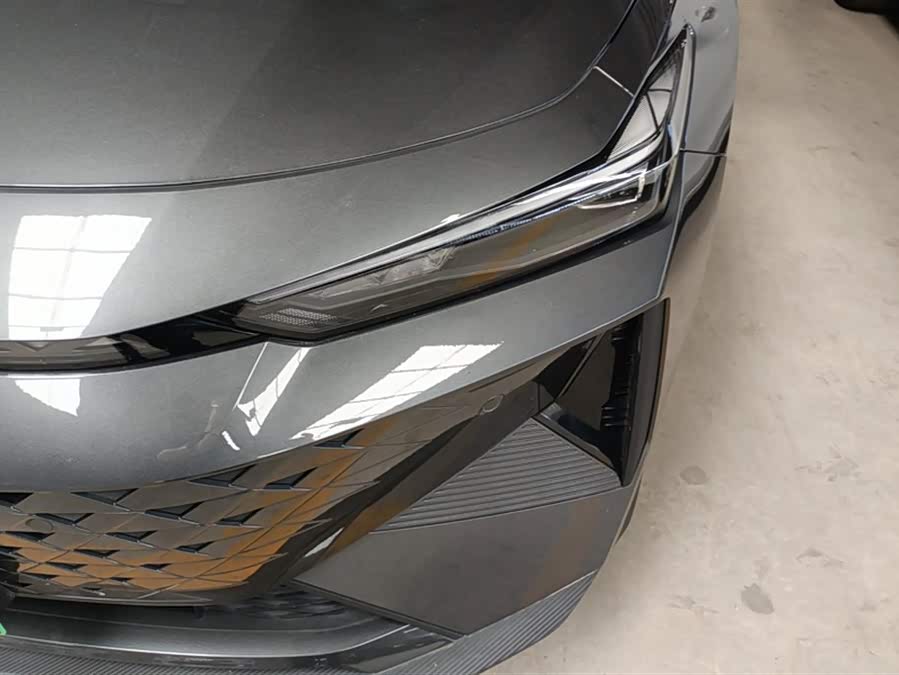 Changan UNI-V iDD 2024 car image #6