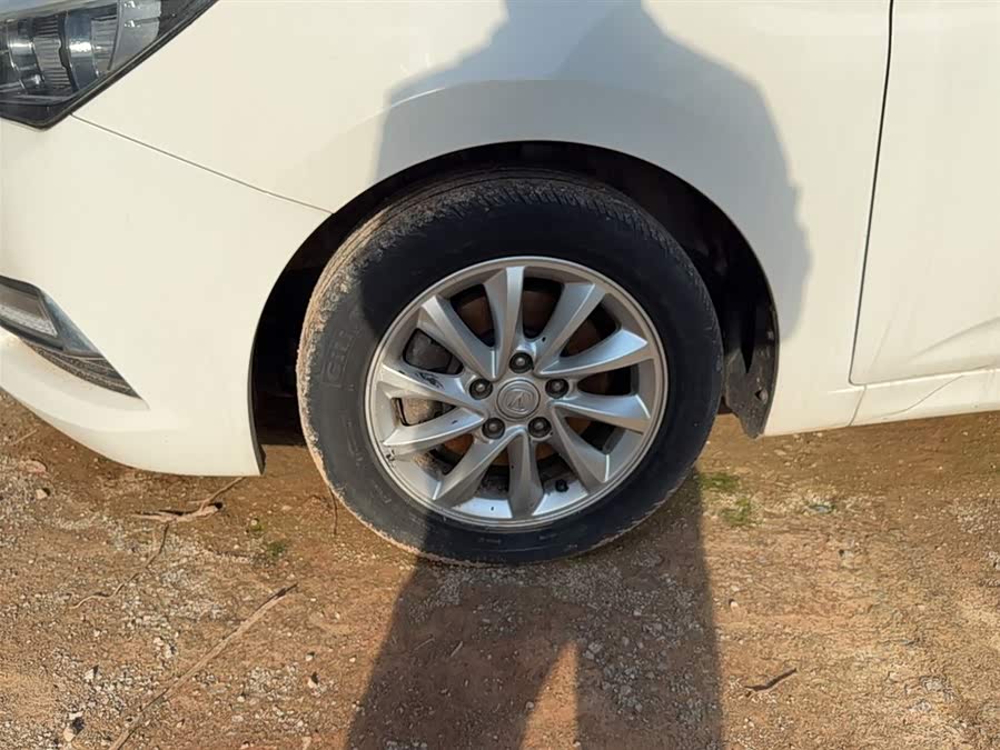 Changan Alsvin V7 2018 car image #6