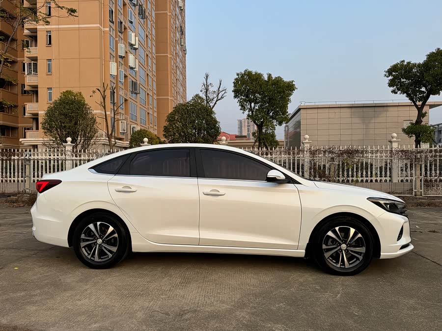 Changan Eado 2020 car image #6